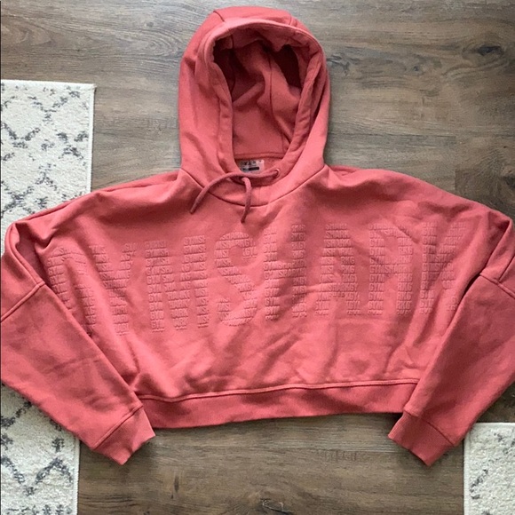 gymshark repeat print crop pullover